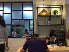 -镇南锅盖面馆(解放路店)