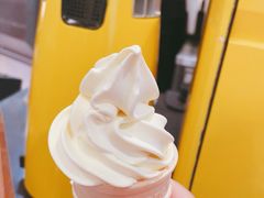 -麦当劳(展览路店)
