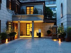 -常熟路(地铁站)