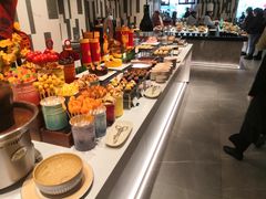 自助取餐区-粤海喜来登酒店·盛宴海鲜牛排自助餐厅(天河城店)