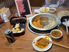 -佬土鹅肠火锅(解放路店)