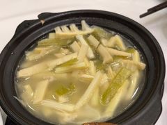 -围龙屋客家食府(福田店)