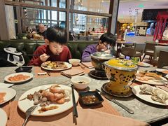 -松咖啡自助餐厅·松北香格里拉