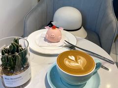 -Fridi Patisserie Cafe