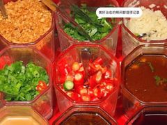 -禄婶鸡煲·打边炉