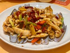 -鹏城人家海鲜酒家·23年老字号(较场尾店)
