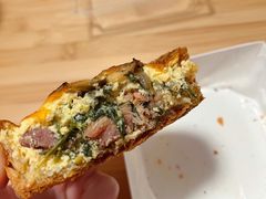 -Dough&Joe团憩(瑞虹天地月亮湾店)