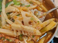 -卓雅桂林米粉