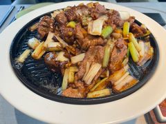 经典葱爆小羔羊肉-悦融·京鲁菜·露台花园(安定门店)