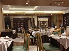 -广州中心皇冠假日酒店·百粤楼