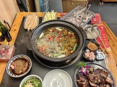 -小饕荟雅安贡椒鱼鲜馆(广福桥店)