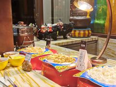 -西藏饭店·亚克·食光自助餐厅(文殊院店)