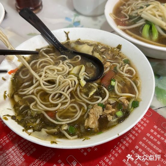 阿黑小吃