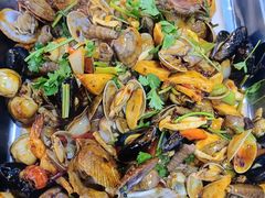-鱼和肉海鲜大排档(林江名城店)