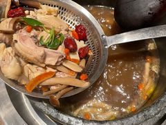 -蘑界·野生菌火锅(深业上城店)