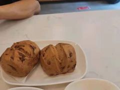 -李与白包子铺(桐梓林店)