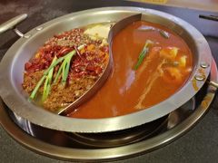-沸炉重庆老火锅(军事博物馆店)