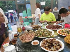 -江湖黑大兔(杨家坪店)