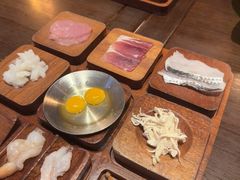 -银米·云南传统过桥米线(双廊黑金冠店)