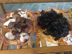 -象山村腊排骨(丽江总店)