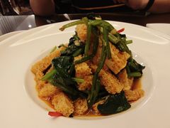 -汗腾格里·风味餐厅(新疆驻京办店)