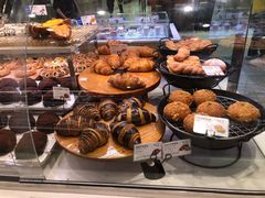 -巴黎贝甜(华堂新辰汇店)