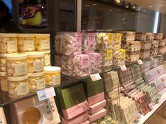 零售区-好利来(马家堡店)