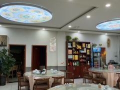 -壹阁胡羊焖饼(特色小吃街店)