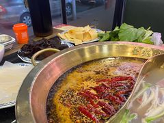 -壹兆圆重庆火锅手工炒底料(长白格林玫瑰湾店)