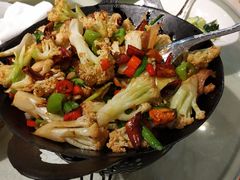 -阿三鱼头泡饼·家常菜