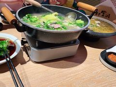 -川堂风·跷脚牛肉·乐山爆炒(宝山日月光店)