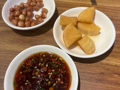 -齐齐衮·廟街生蚝雞煲(荔湾地铁站店)
