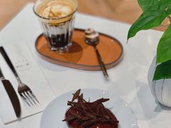 -潮一不贰·法式甜品·生日蛋糕·西式简餐(外滩店)