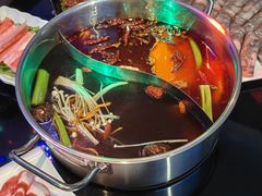 -唯爱KTV聚会餐厅(仙林东城汇店)