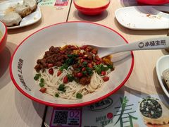 -小杨生煎(金山百联购物中心3楼店)