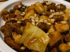 松子牛肉炒年糕-兔爸私家小厨(新北万达店)