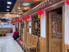 -屯老二农家铁锅炖·行业领军者(梅江店)