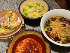 老鸡汤馄饨-南京大牌档(青岛万象城店)