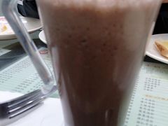C360_2014-03-22-11-25-19-210-义顺牛奶公司(庇利金街店)