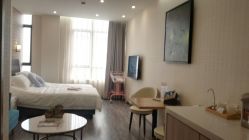 -海豚湾高端月子会所(黄浦店)