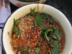 -景明轩•养生酸汤鱼火锅 云贵鲜菌 现舂野果酸汤(王寨小区店)