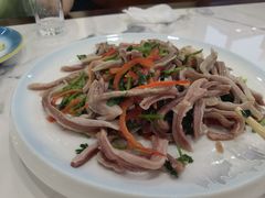 -虹海圣肉饼店家常菜馆