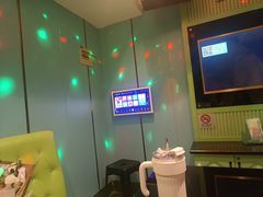 -唯爱KTV聚会餐厅(仙林东城汇店)