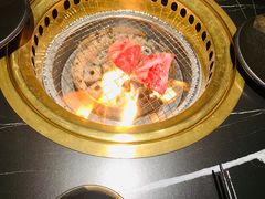 -山川小町·极番烧肉(新地假日广场店)