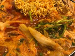 -喇喇排骨火锅·传统韩式脊骨汤(望京西园总店)