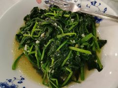 -满江红四季餐厅 · 国家五钻级酒家(新纪元大酒店店)