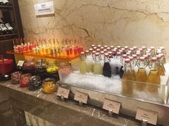 -南湖名都·景湖轩全日制餐厅·海鲜自助·东南亚风味·临湖而食