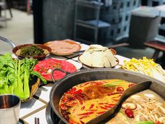 -贰回巷火锅馆(钟楼店)