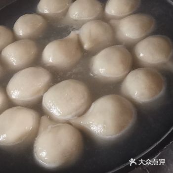 特色就在糯米粉里，晒糯米粉要挑好的天气才行！