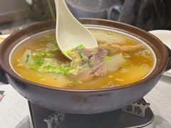 炆火牛腩-炆艺乳鸽·煲仔饭大排档(望京来广营店)
